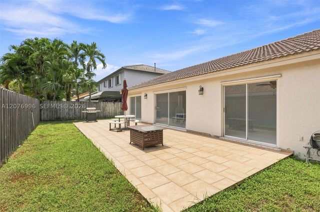 19181 NW 89th Ave 1, Hialeah, FL 33018