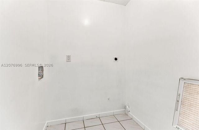 19181 NW 89th Ave 1, Hialeah, FL 33018
