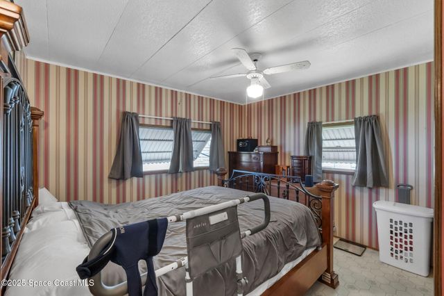 228 Holiday Park Boulevard NE, Palm Bay, FL 32907