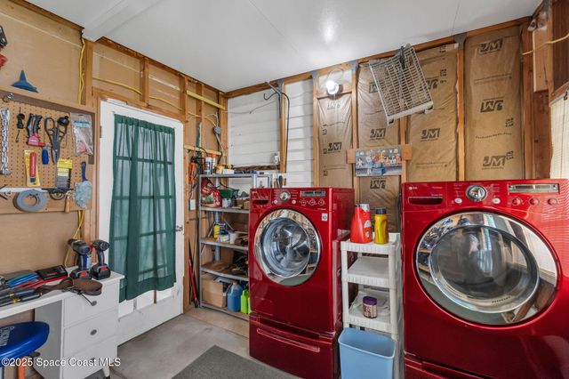 228 Holiday Park Boulevard NE, Palm Bay, FL 32907