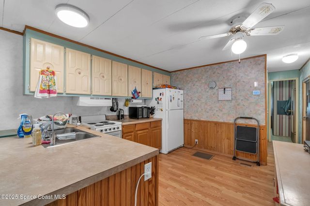 228 Holiday Park Boulevard NE, Palm Bay, FL 32907