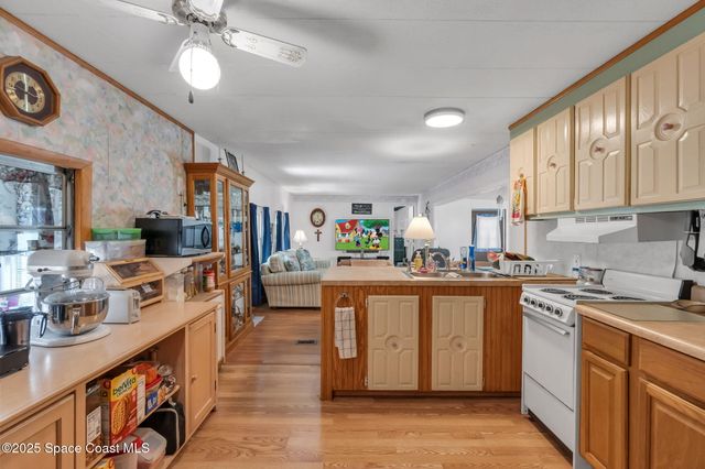 228 Holiday Park Boulevard NE, Palm Bay, FL 32907