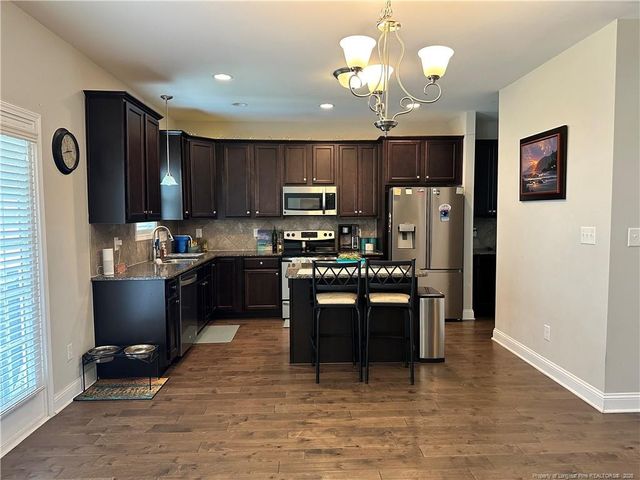 580 Stonebriar Avenue, Raeford, NC 28376
