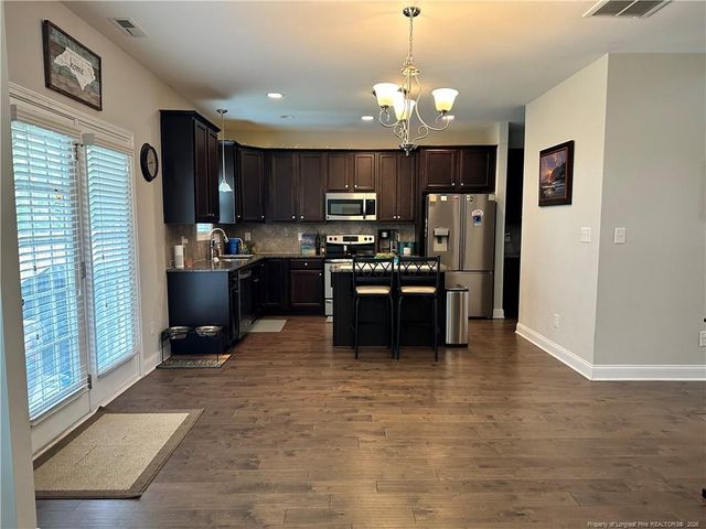 580 Stonebriar Avenue, Raeford, NC 28376