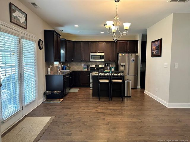 580 Stonebriar Avenue, Raeford, NC 28376