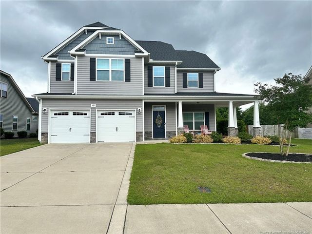 580 Stonebriar Avenue, Raeford, NC 28376