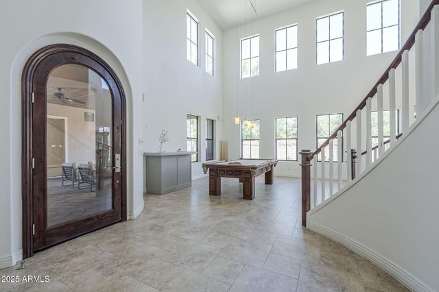 3812 E CAMELBACK Road, Phoenix, AZ 85018