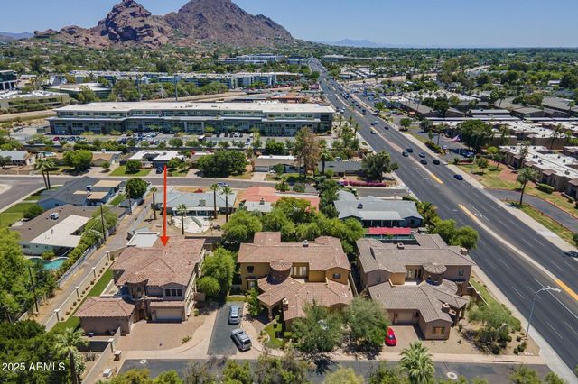 3812 E CAMELBACK Road, Phoenix, AZ 85018