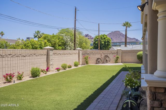 3812 E CAMELBACK Road, Phoenix, AZ 85018