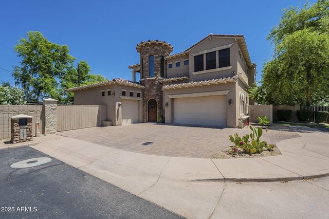 3812 E CAMELBACK Road, Phoenix, AZ 85018