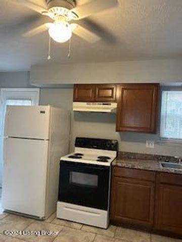 112 E Ashland Ave, Louisville, KY 40214