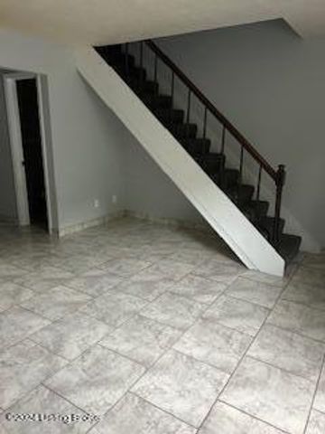 112 E Ashland Ave, Louisville, KY 40214