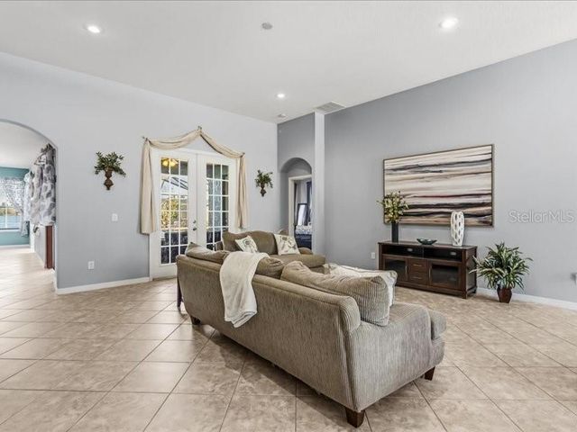 342 OSPREY LAKES CIRCLE, Chuluota, FL 32766