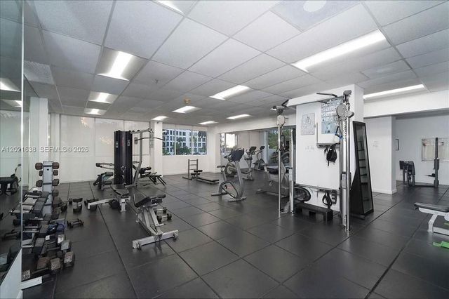 5601 Collins Ave 1517, Miami Beach, FL 33140