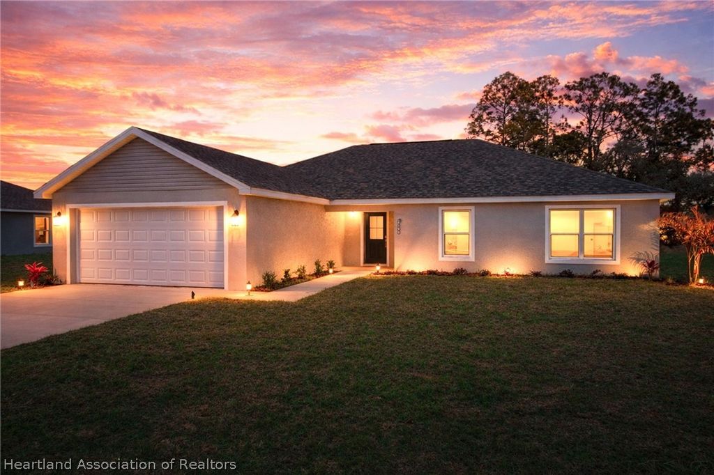 5800 Cortez Boulevard, Sebring, FL 33872