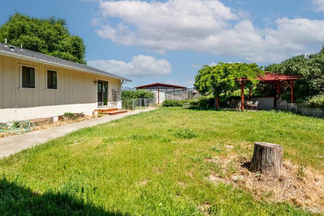4901 Eastside Calpella Rd, Ukiah, CA 95482