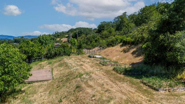 4901 Eastside Calpella Rd, Ukiah, CA 95482