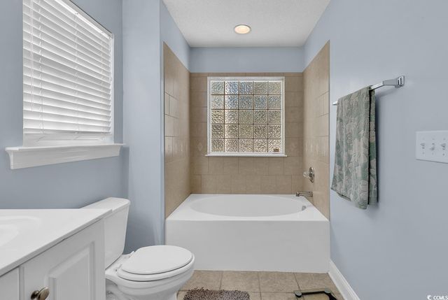 211 Chesapeake Ln., Murrells Inlet, SC 29576