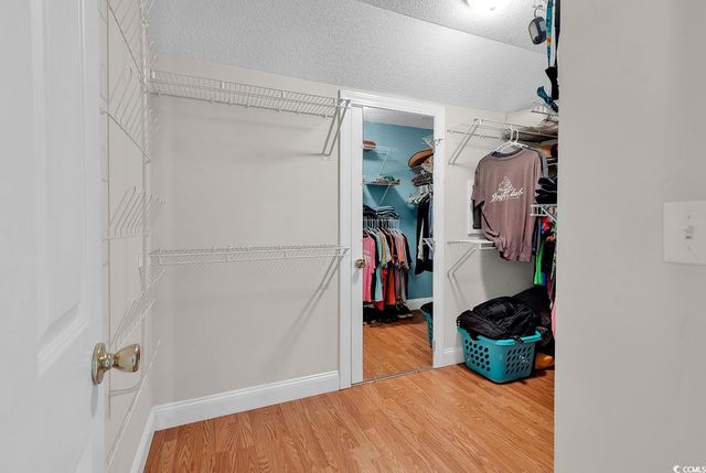 211 Chesapeake Ln., Murrells Inlet, SC 29576