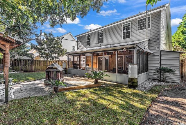 211 Chesapeake Ln., Murrells Inlet, SC 29576