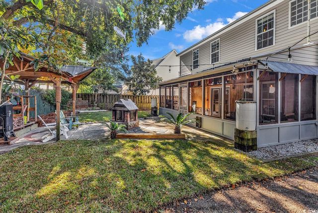 211 Chesapeake Ln., Murrells Inlet, SC 29576