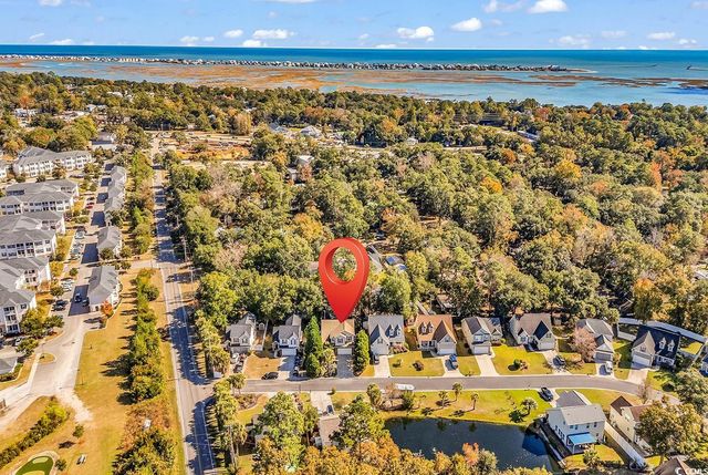 211 Chesapeake Ln., Murrells Inlet, SC 29576