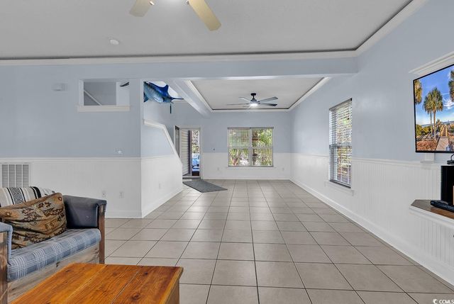 211 Chesapeake Ln., Murrells Inlet, SC 29576