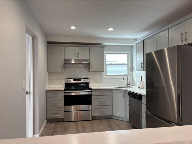 3695 Jerusalem Avenue A, Wantagh, NY 11735