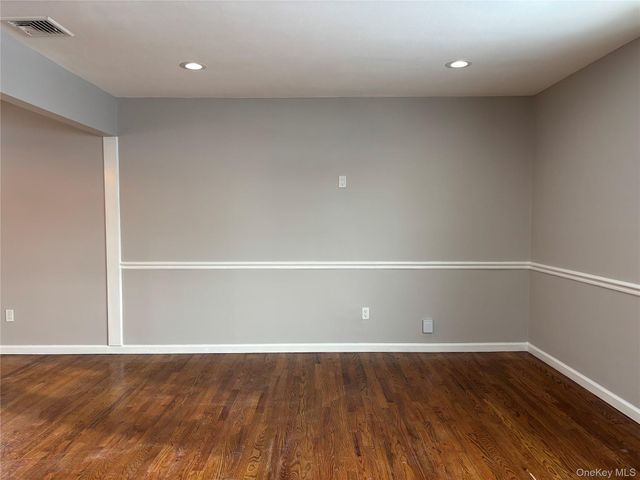 3695 Jerusalem Avenue A, Wantagh, NY 11735