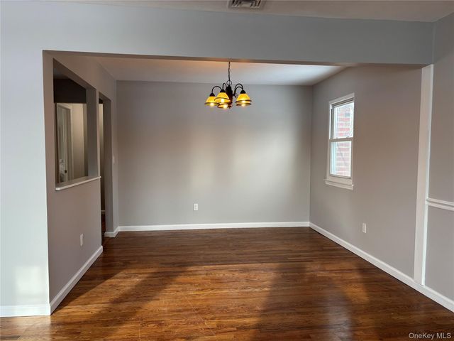 3695 Jerusalem Avenue A, Wantagh, NY 11735