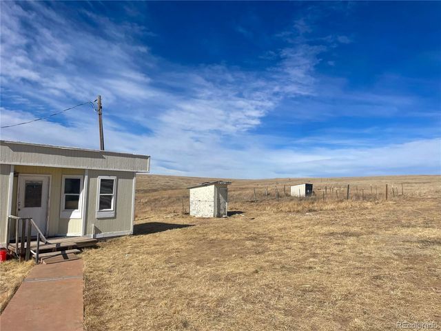 45005 E Maplewood Drive, Bennett, CO 80102