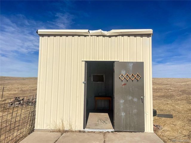 45005 E Maplewood Drive, Bennett, CO 80102