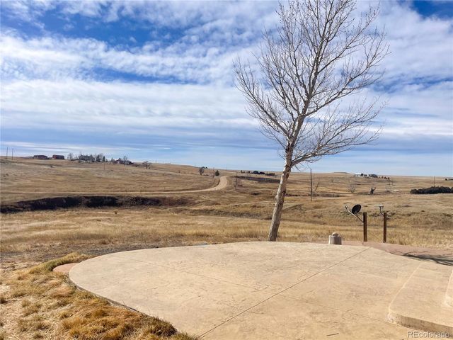 45005 E Maplewood Drive, Bennett, CO 80102