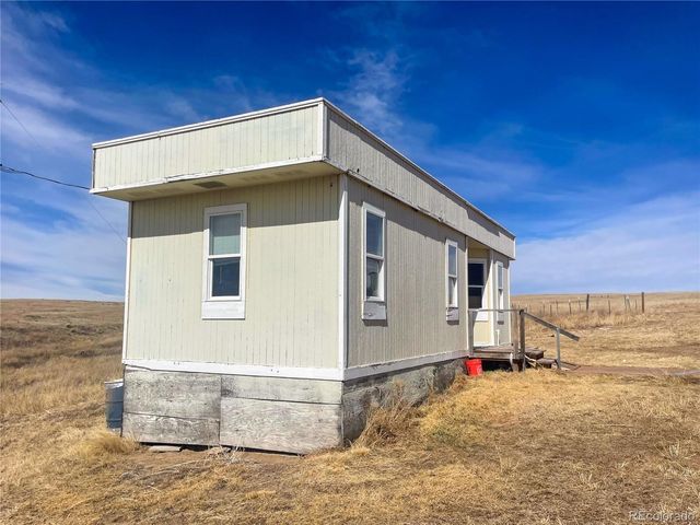45005 E Maplewood Drive, Bennett, CO 80102