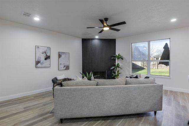 10312 Fawn Meadow Court, Fort Worth, TX 76140