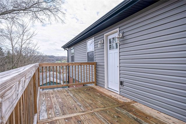 910 Burton Avenue, Youngwood, PA 15697