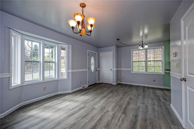 910 Burton Avenue, Youngwood, PA 15697