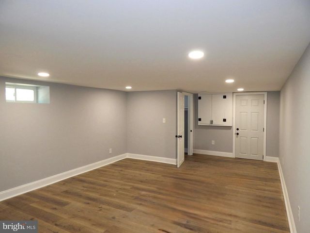 301 CORNWALL ST, Baltimore, MD 21224
