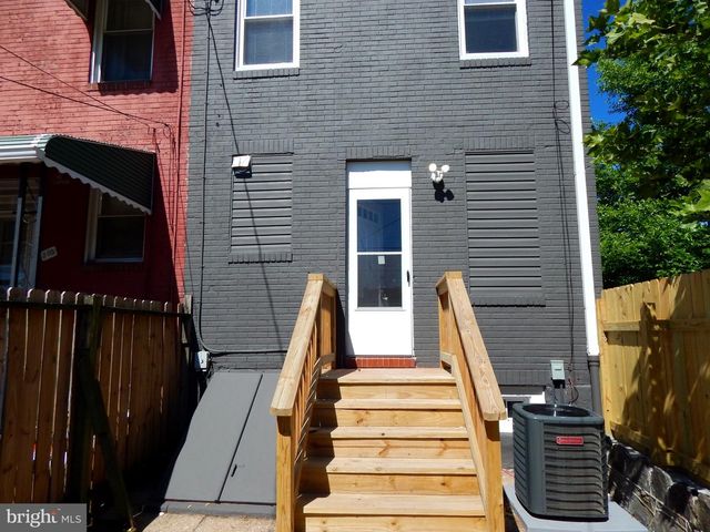 301 CORNWALL ST, Baltimore, MD 21224