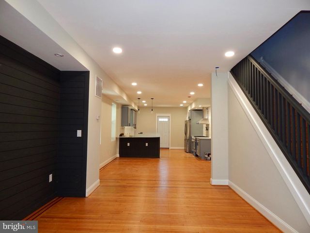 301 CORNWALL ST, Baltimore, MD 21224