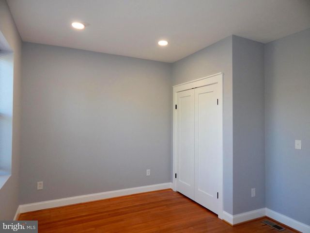 301 CORNWALL ST, Baltimore, MD 21224