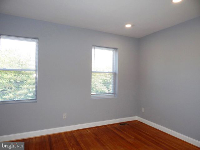 301 CORNWALL ST, Baltimore, MD 21224