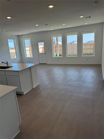 902 Heaven Drive, Beasley, TX 77417