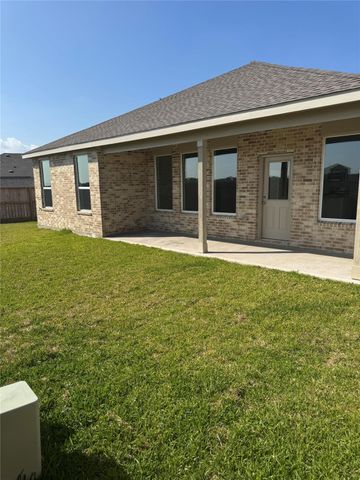 902 Heaven Drive, Beasley, TX 77417