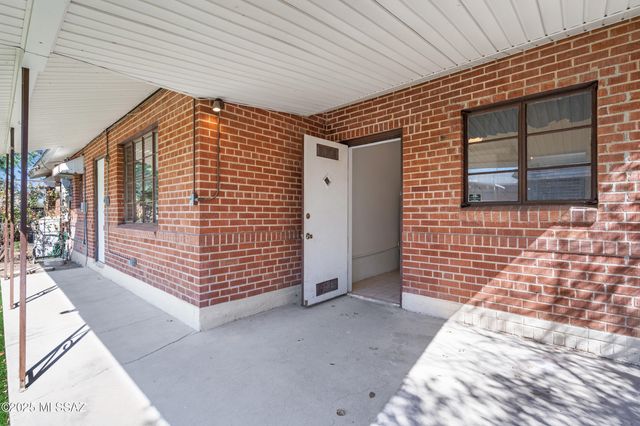 4858 E Cooper Street, Tucson, AZ 85711