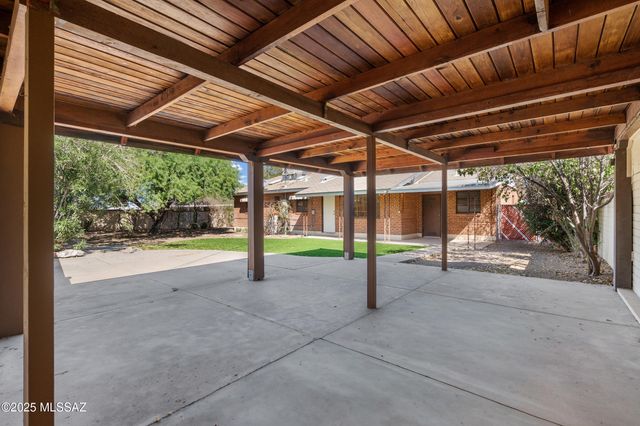 4858 E Cooper Street, Tucson, AZ 85711