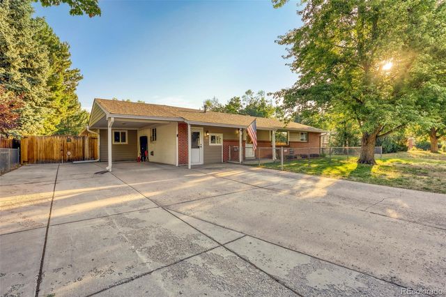 9275 W 8th Avenue, Denver, CO 80215
