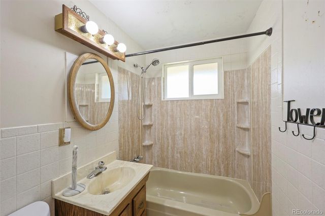 9275 W 8th Avenue, Denver, CO 80215