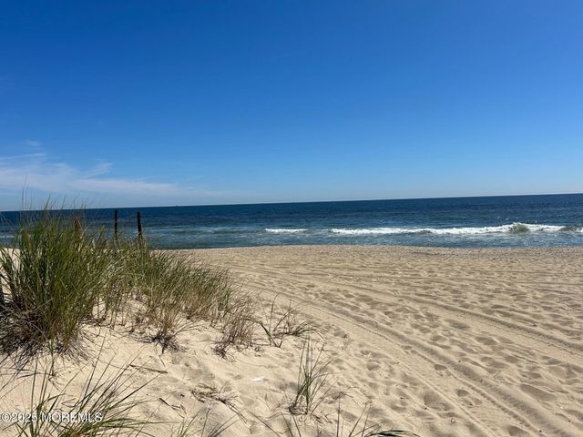 1 5th Avenue, Residence 103, Neptune City, NJ 07753