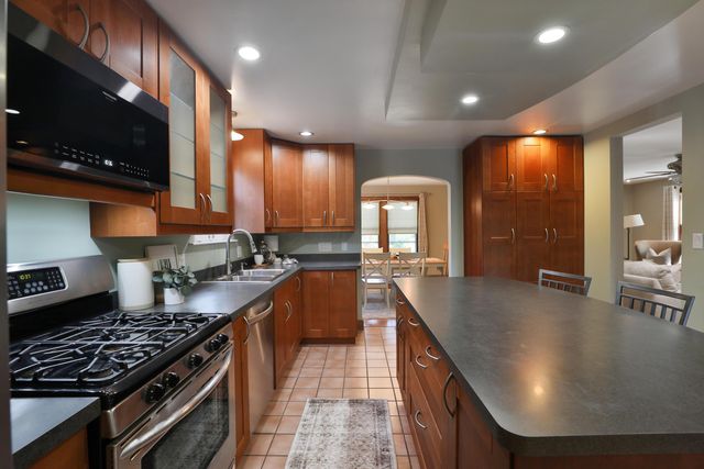 565 Brevoort Road, Columbus, OH 43214